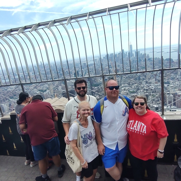 Bertha. Show some L❤️VE  silent show TODAY MONDAY 10/25 1037 am eastern - Picture 15 of 16